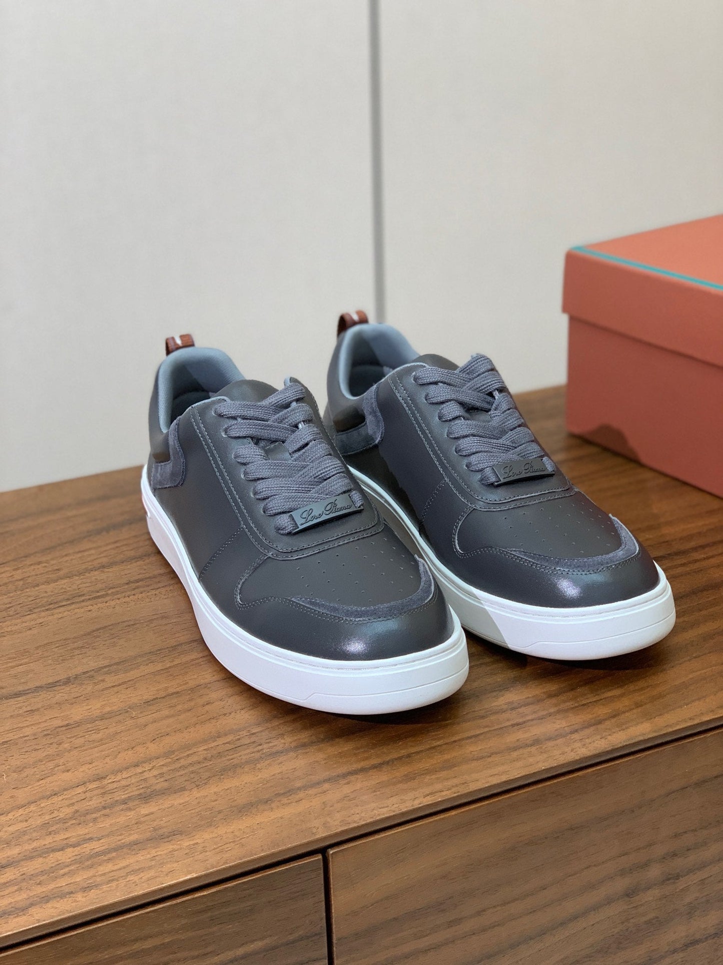 LP SNEAKERS IN SLATE GREY CALFSKIN WHITE SOLE - 35