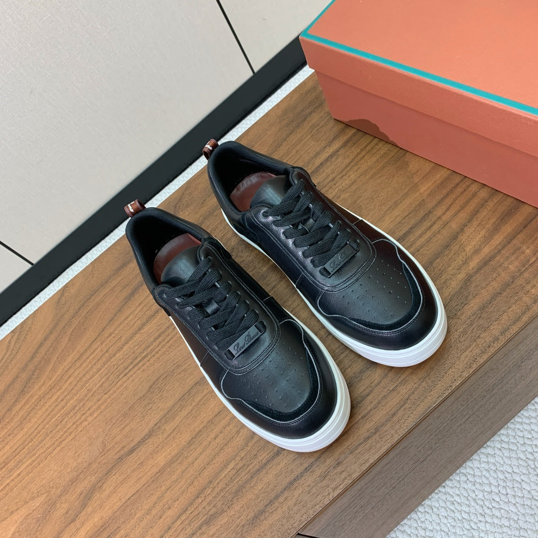 LP SNEAKERS IN BLACK CALFSKIN WITH WHITE SOLE - 35