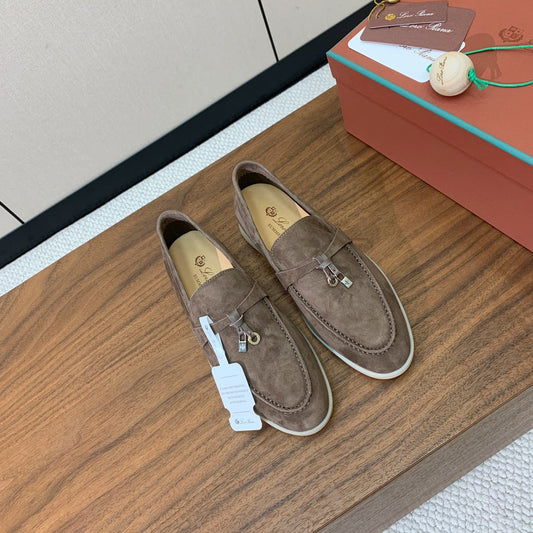 LP LOAFERS 25S IN ASH BROWN CASHMERE WITH SILVER HARDWARE - 34