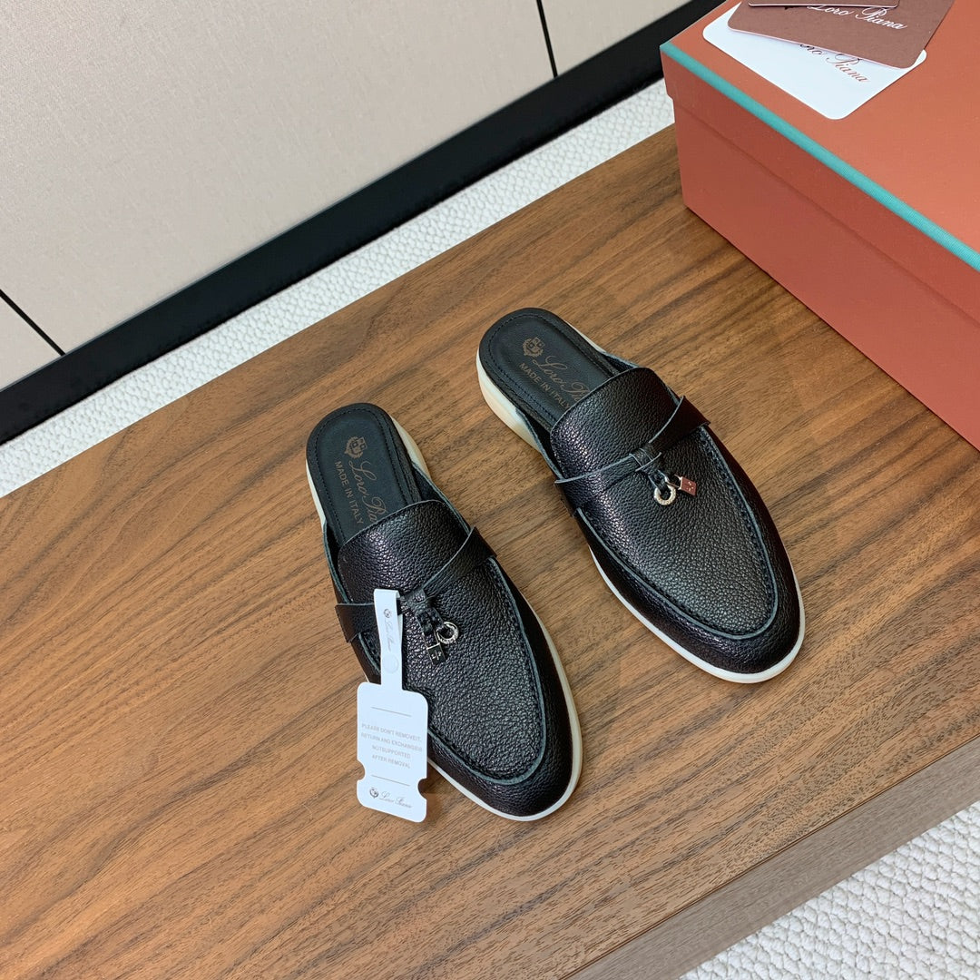 LP FLAT MULES 25S IN BLACK LAMBSKIN WITH SILVER HARDWARE - 34