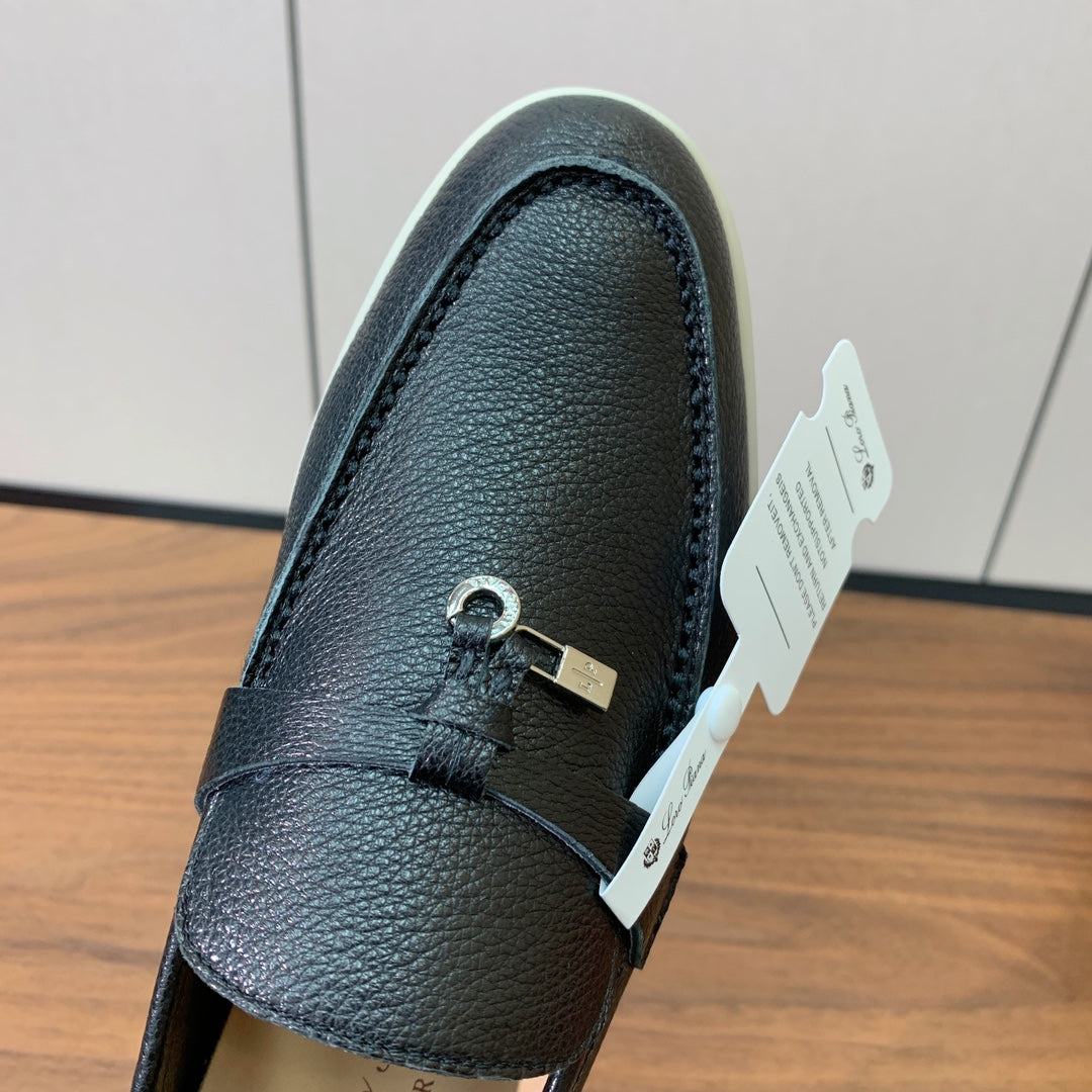 LP LOAFERS 25S IN BLACK LAMBSKIN WITH SILVER HARDWARE - 34
