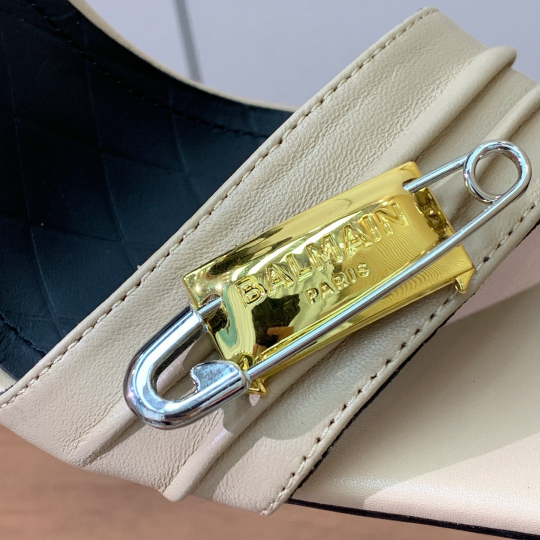 БОСОНІЖКИ BALMAIN 26S НА ПІДБОРАХ 95 ММ З ТЕЛЯЧОЇ ШКІРИ БЕЖЕВОГО КОЛЬОРУ ІЗ ЗОЛОТИСТОЮ ФУРНІТУРОЮ