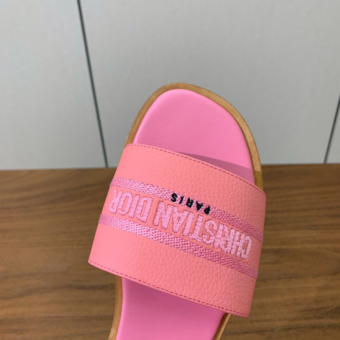 DIOR 25S DWAY SLIDE IN PINK CALFSKIN - 34