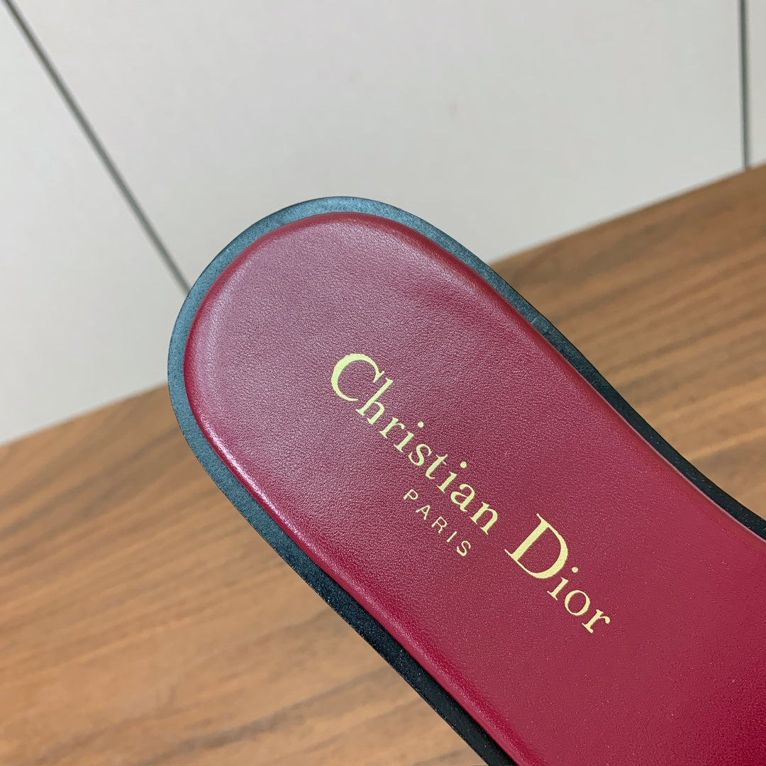 DIOR 25S DWAY SLIDE IN DARK RED CALFSKIN - 34