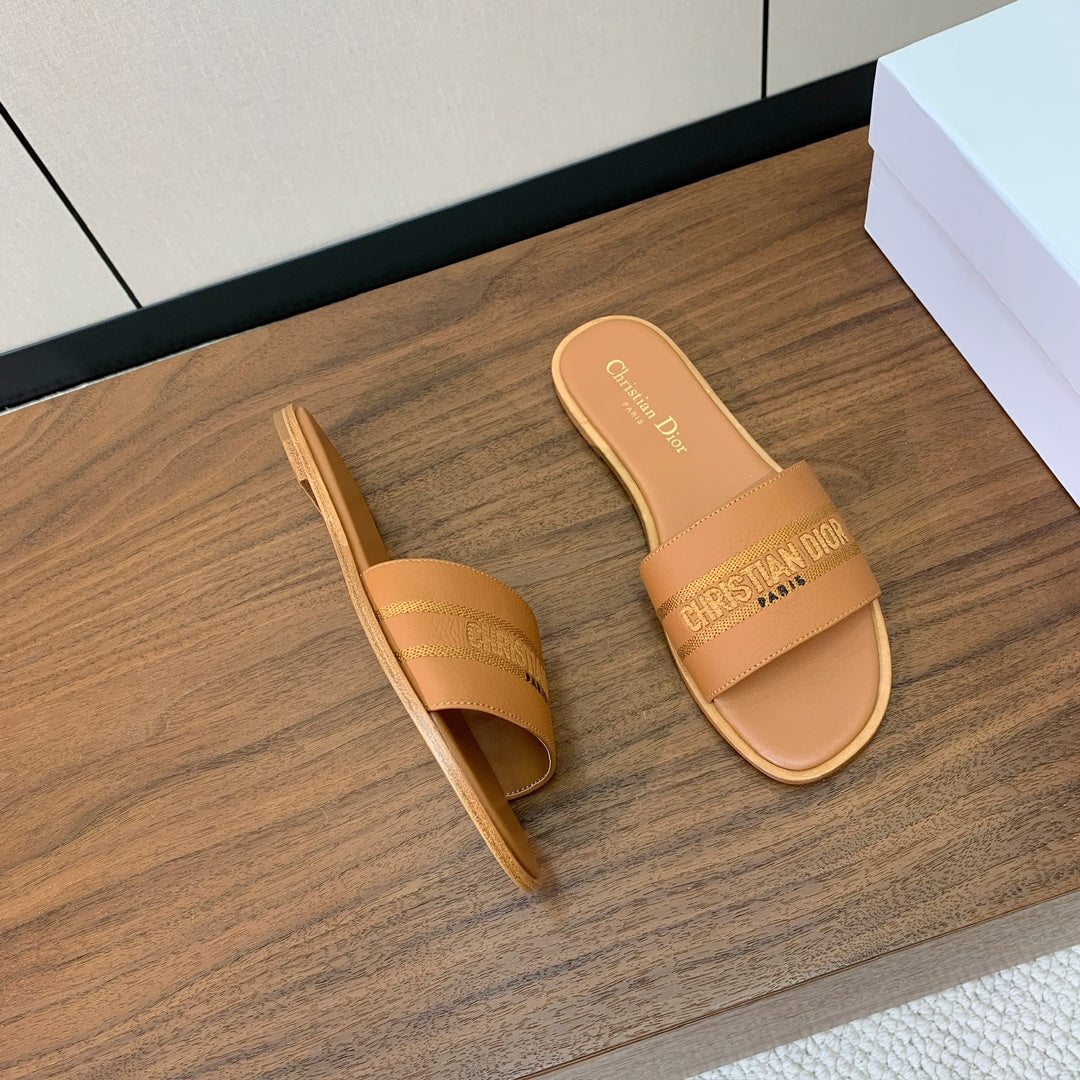 DIOR 25S DWAY SLIDE IN LIGHT BROWN CALFSKIN - 34