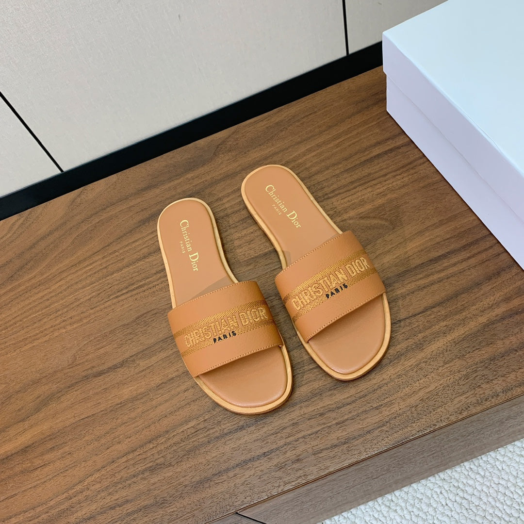 DIOR 25S DWAY SLIDE IN LIGHT BROWN CALFSKIN - 34