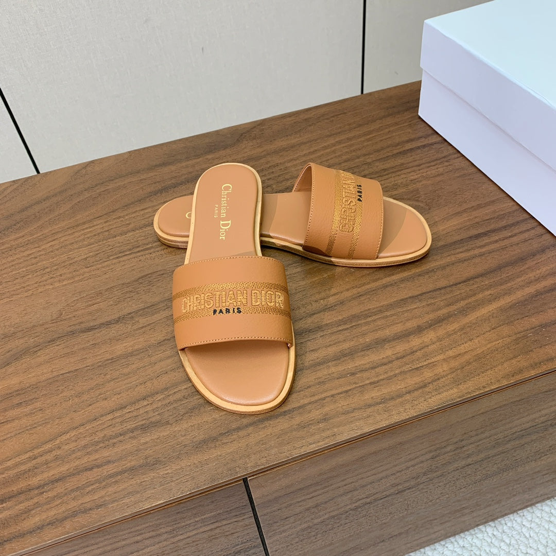 DIOR 25S DWAY SLIDE IN LIGHT BROWN CALFSKIN - 34