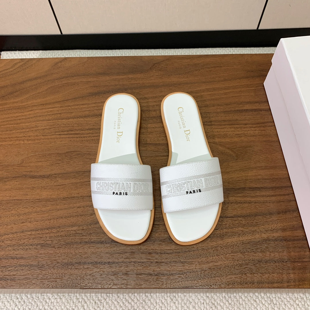 DIOR 25S DWAY SLIDE IN WHITE CALFSKIN - 34