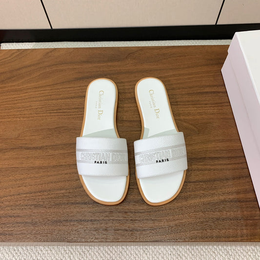DIOR 25S DWAY SLIDE IN WHITE CALFSKIN - 34