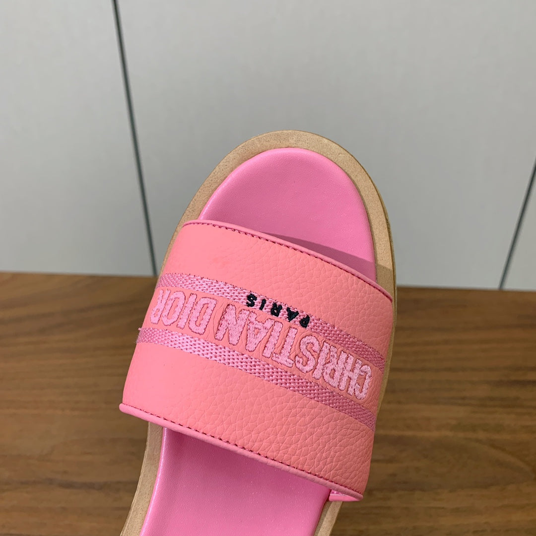 DIOR 25S DWAY WEDGE SLIDE 90 MM IN PINK CALFSKIN - 34