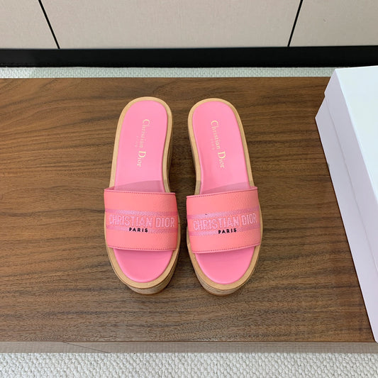 DIOR 25S DWAY WEDGE SLIDE 90 MM IN PINK CALFSKIN - 34