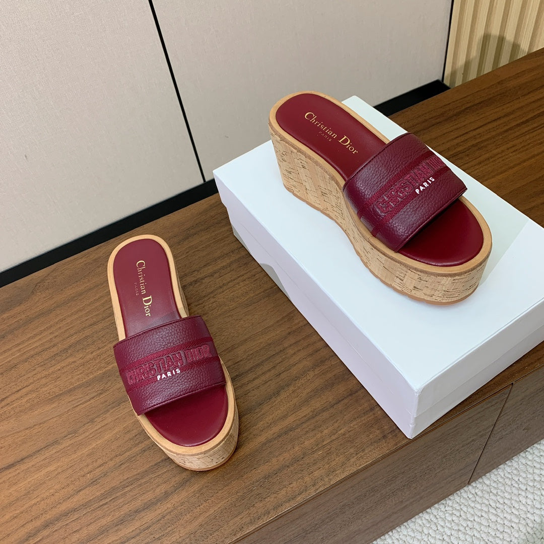 DIOR 25S DWAY WEDGE SLIDE 90 MM IN DARK RED CALFSKIN - 34