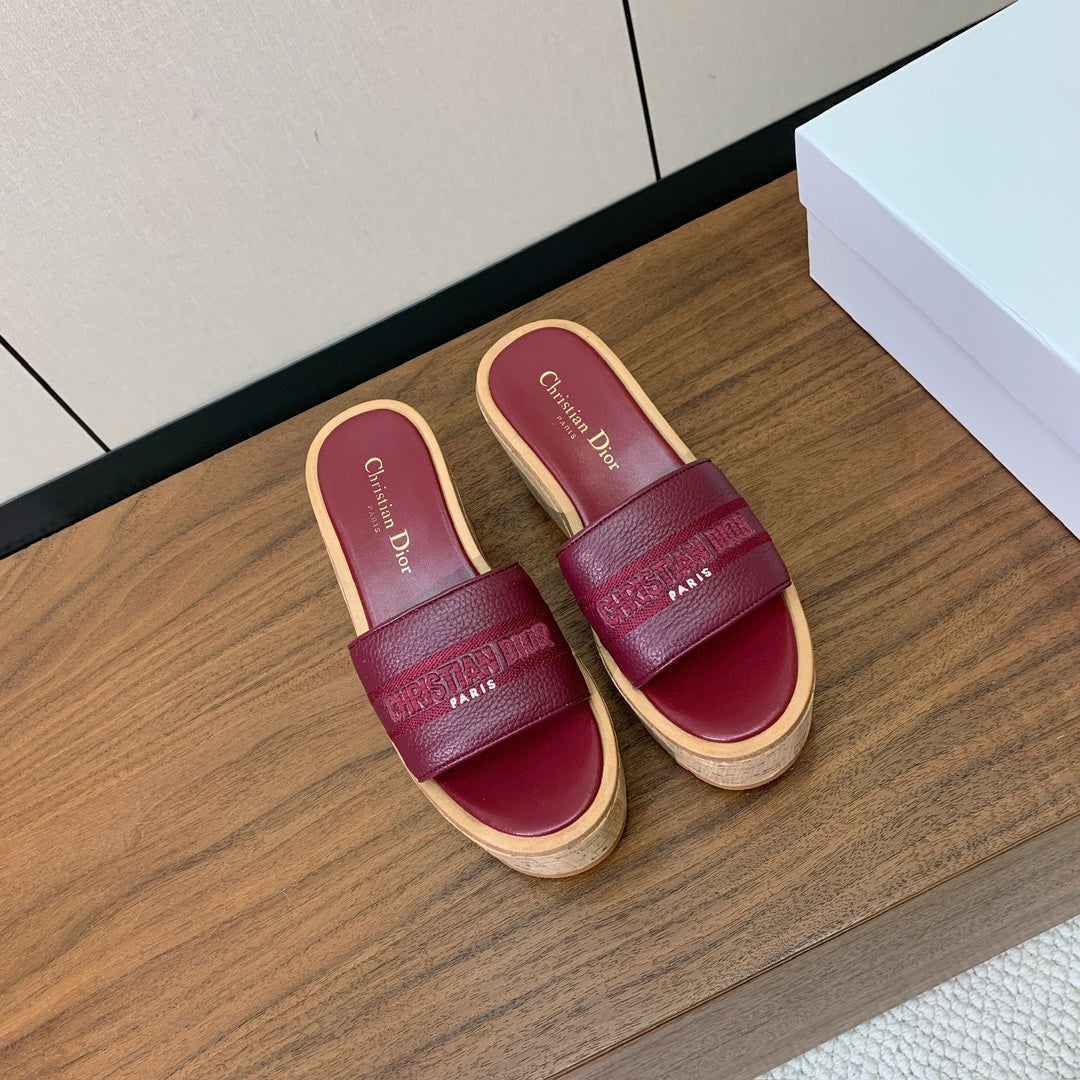 DIOR 25S DWAY WEDGE SLIDE 90 MM IN DARK RED CALFSKIN - 34