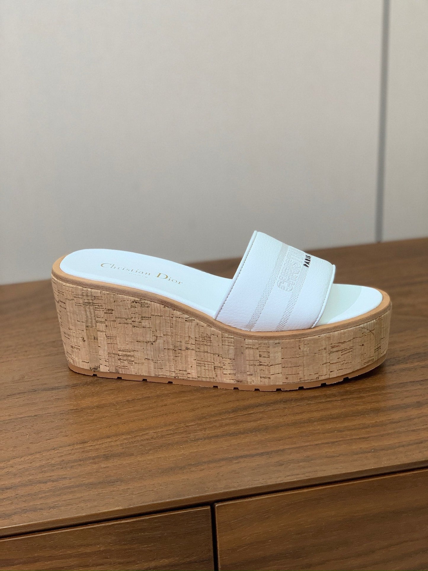 DIOR 25S DWAY WEDGE SLIDE 90 MM IN WHITE CALFSKIN - 34