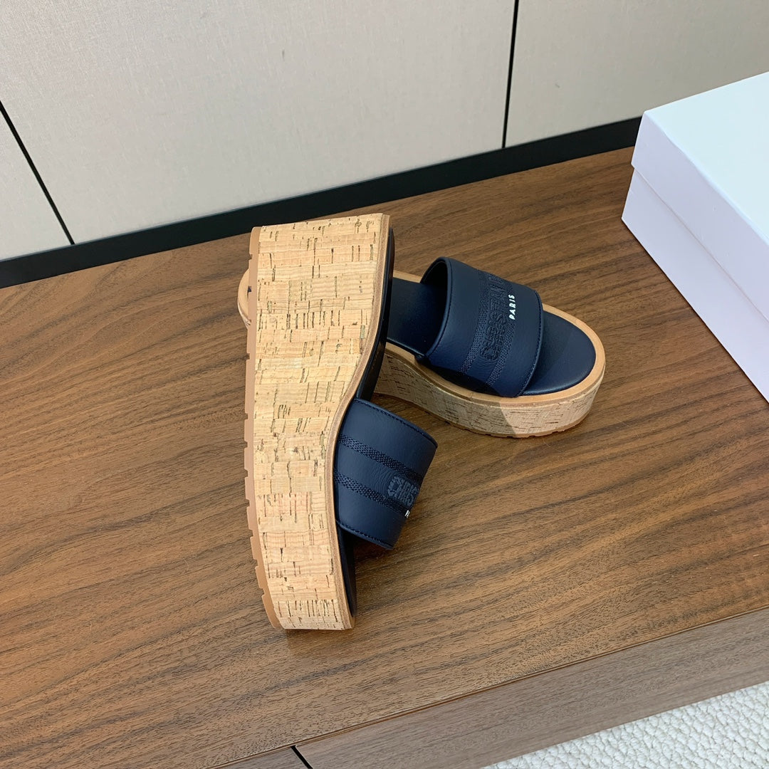 DIOR 25S DWAY WEDGE SLIDE 90 MM IN DEEP NAVY BLUE CALFSKIN - 34