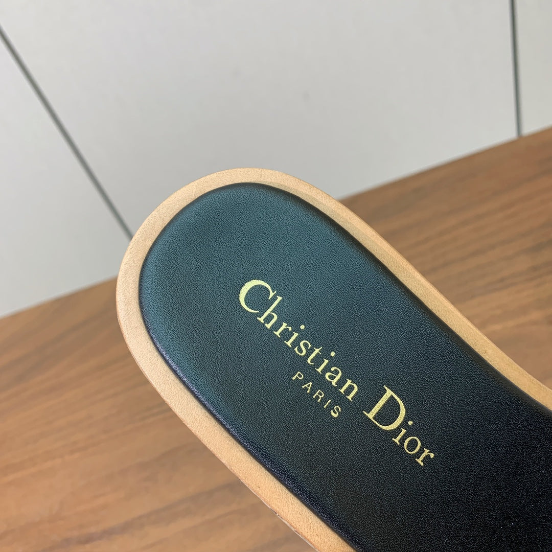 DIOR 25S DWAY WEDGE SLIDE 90 MM IN BLACK CALFSKIN - 34