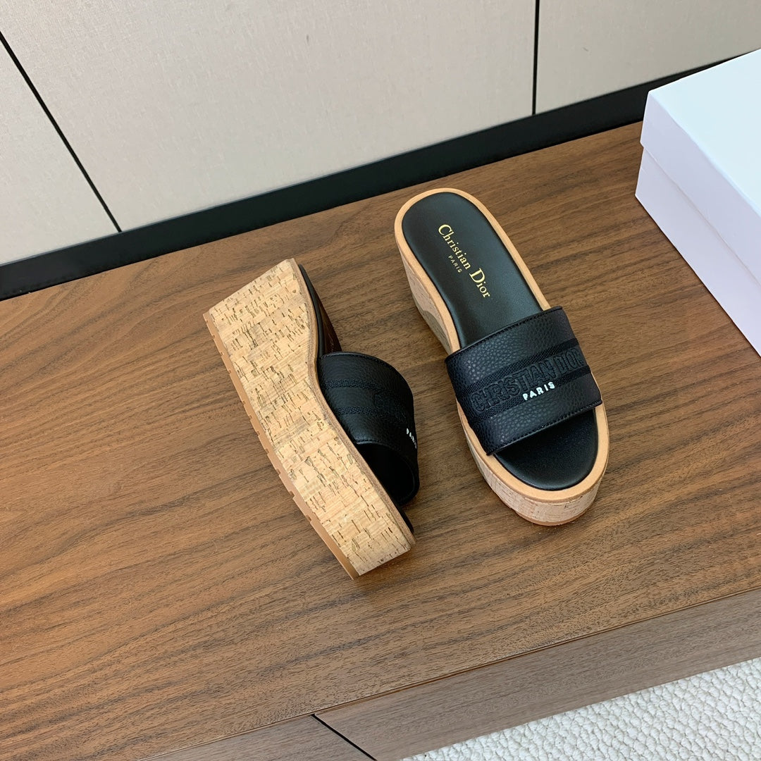 DIOR 25S DWAY WEDGE SLIDE 90 MM IN BLACK CALFSKIN - 34