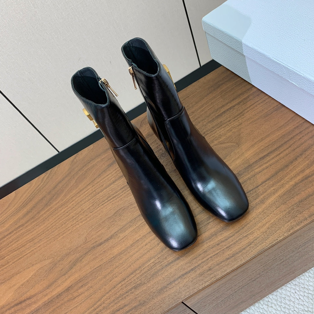 DIOR 25S ANKLE BOOTS 80 MM IN BLACK CALFSKIN WITH GOLD HARDWARE - 35