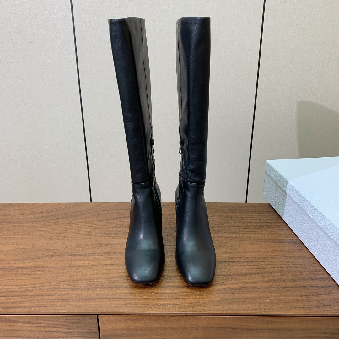 DIOR 25S KNEE-HIGH BOOTS 80 MM IN BLACK CALFSKIN WITH GOLD HARDWARE - 35