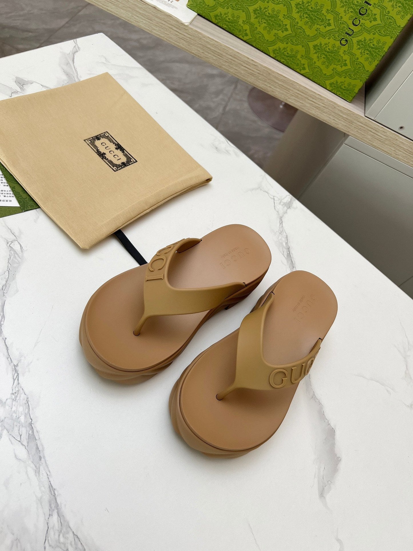 THONG PLATFORM IN CIDER BROWN IMPORTED TPU - 35