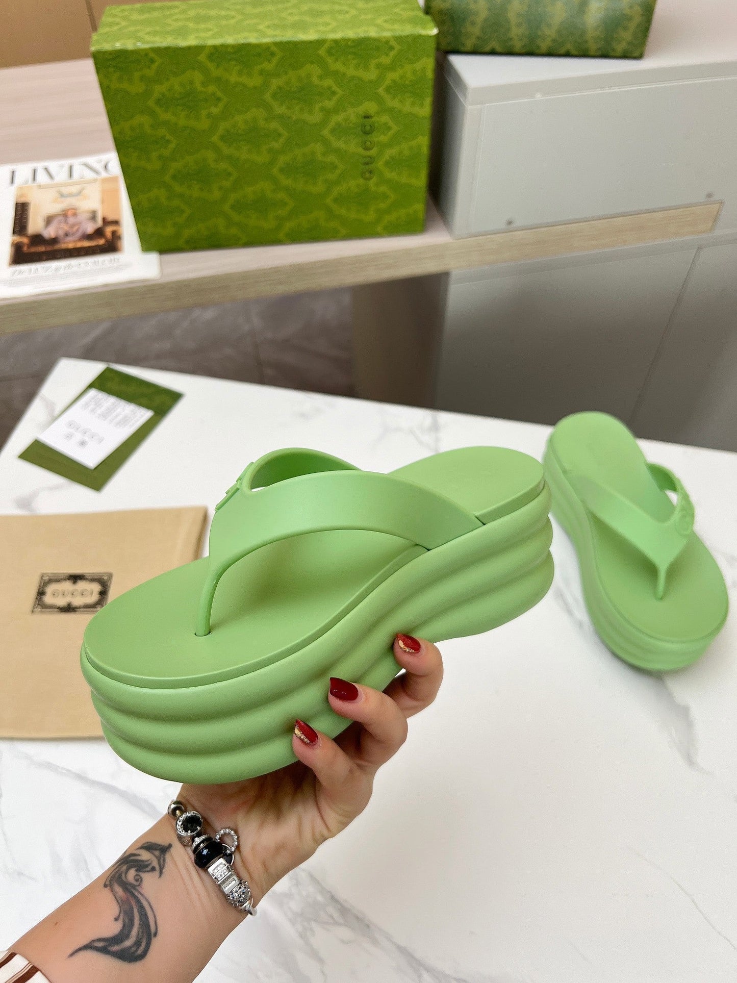THONG PLATFORM 5 CM IN PISCHIATO GREEN IMPORTED TPU - 35