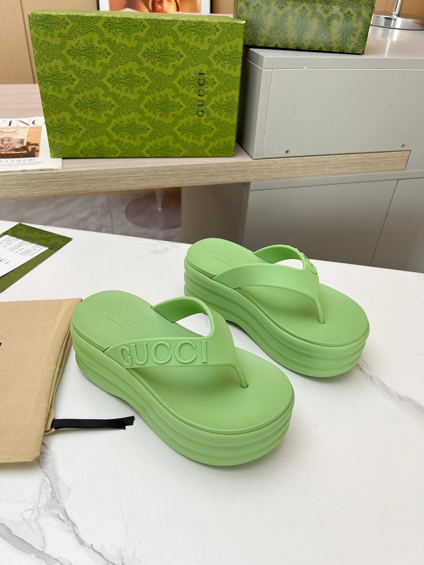 THONG PLATFORM 5 CM IN PISCHIATO GREEN IMPORTED TPU - 35