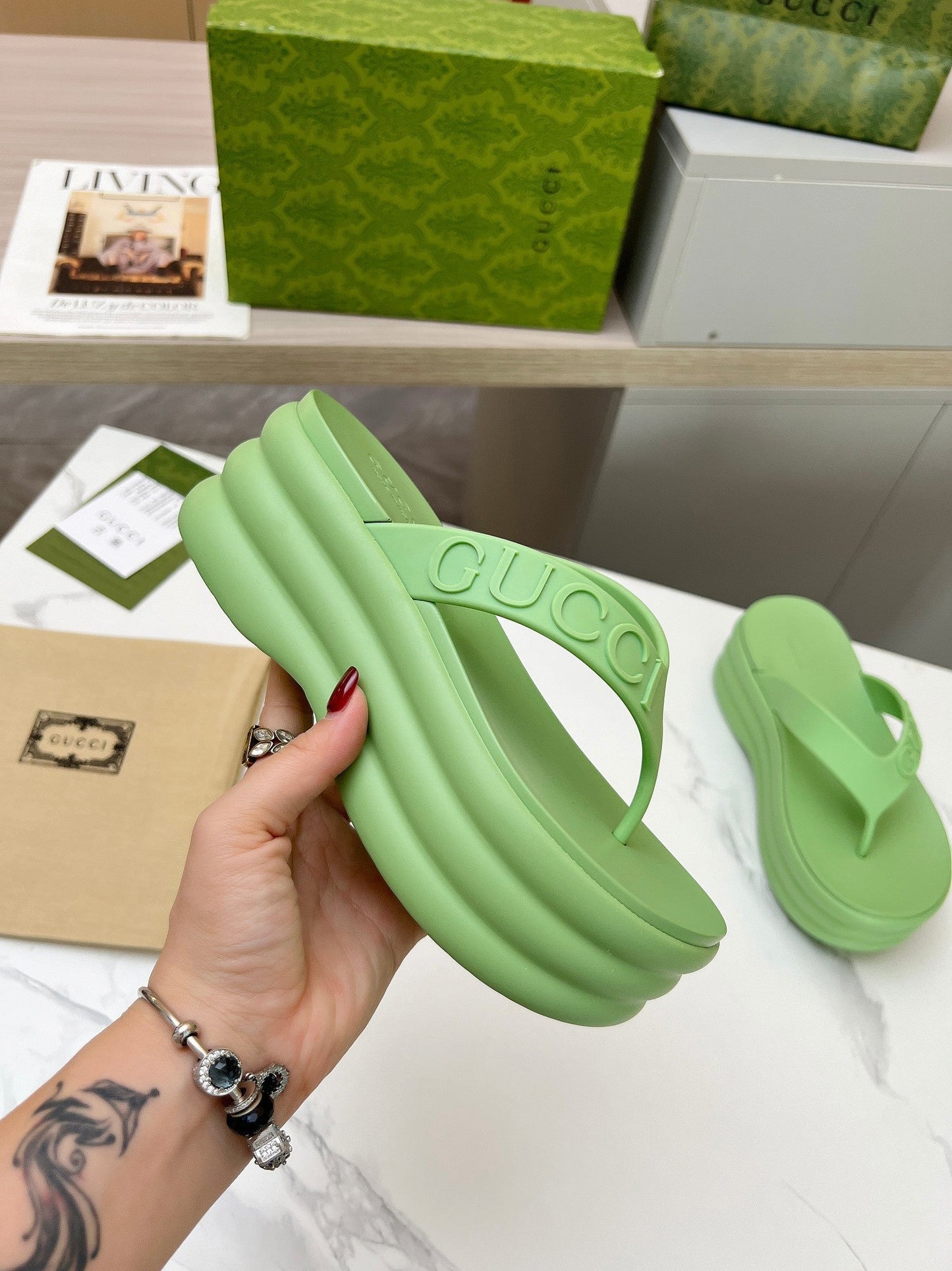 THONG PLATFORM 5 CM IN PISCHIATO GREEN IMPORTED TPU - 35