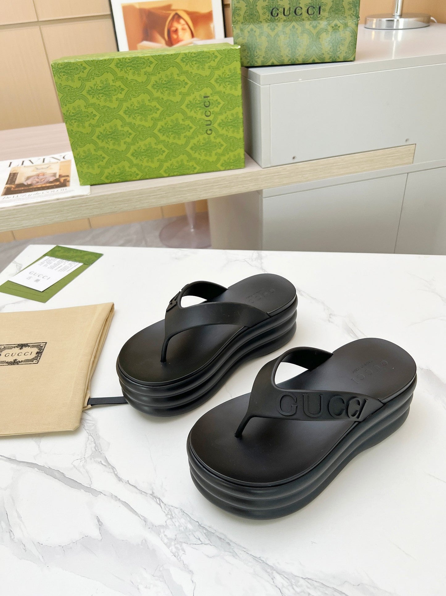 THONG PLATFORM 5 CM IN BLACK IMPORTED TPU - 35