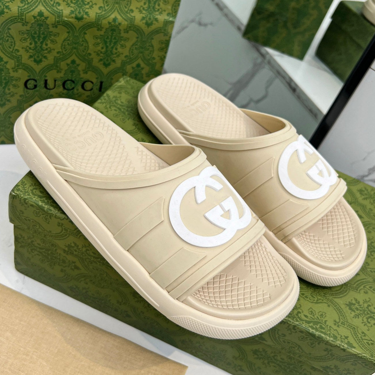 PLATFORM SLIPPERS IN SAND BROWN IMPORTED TPU - 35