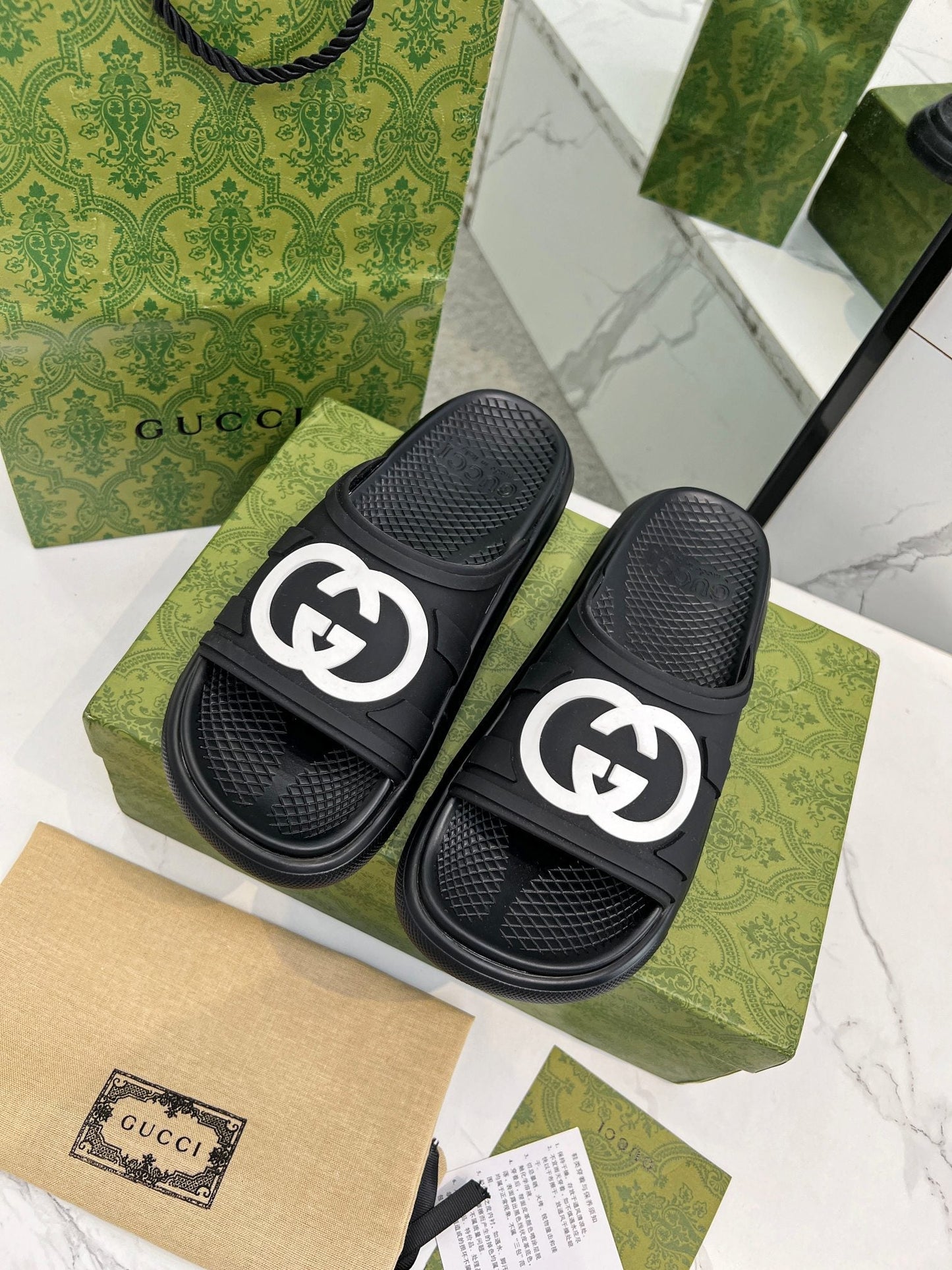 PLATFORM SLIPPERS IN BLACK IMPORTED TPU - 35