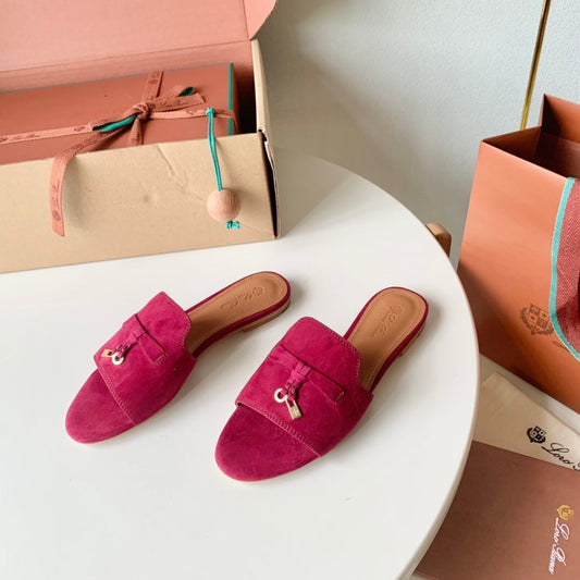 Summer Charms Sandals in Wine Suede - 35