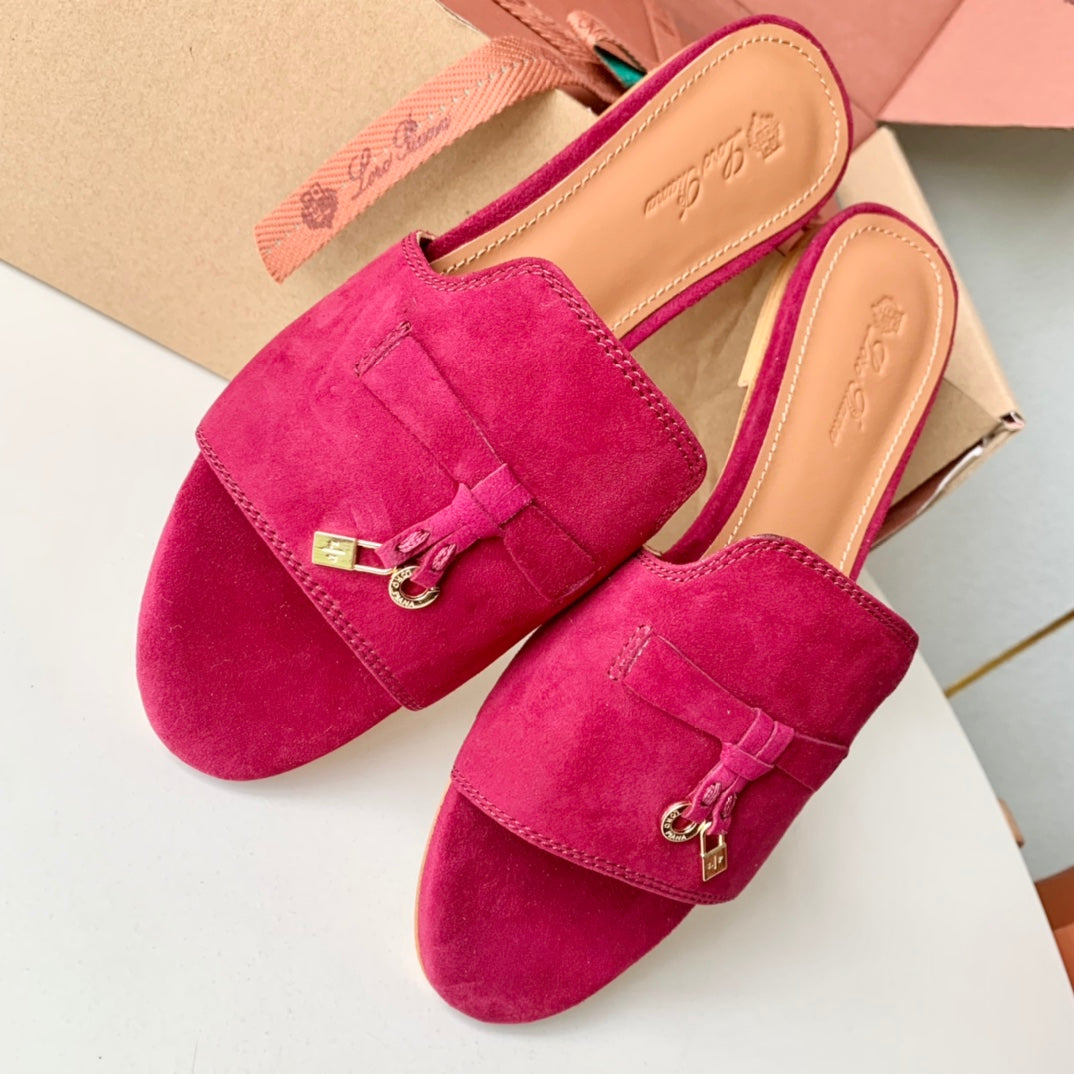 Summer Charms Sandals in Wine Suede - 35