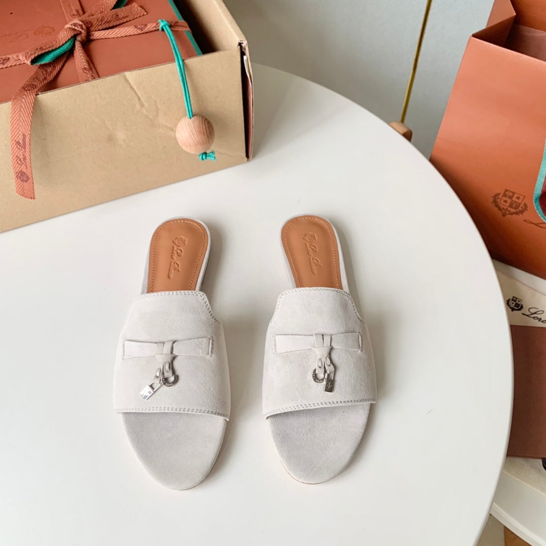 Summer Charms Sandals in White Suede - 35
