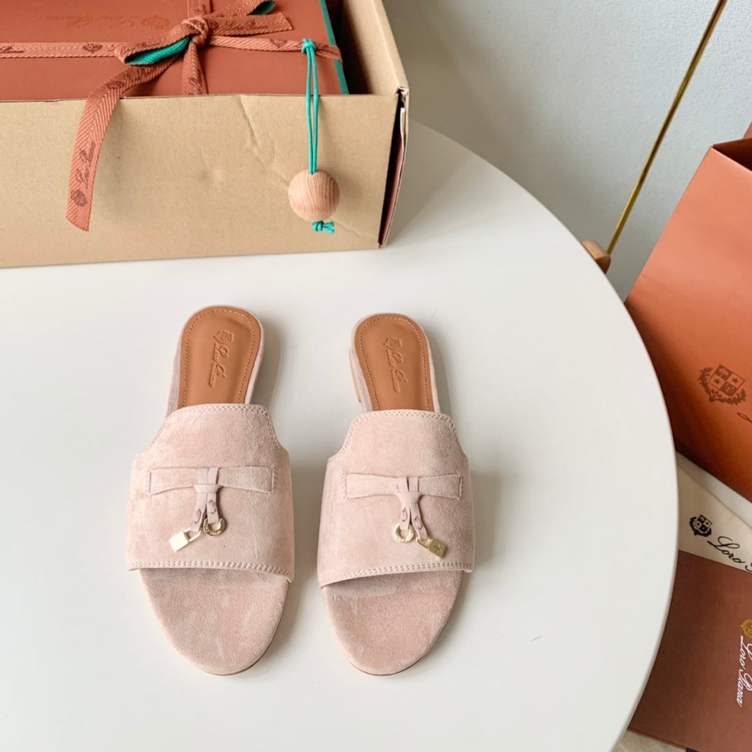 Summer Charms Sandals in Flamingo Suede - 35