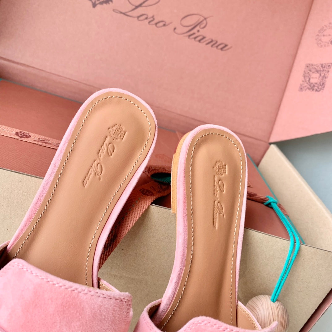 Summer Charms Sandals in Pink Suede - 35