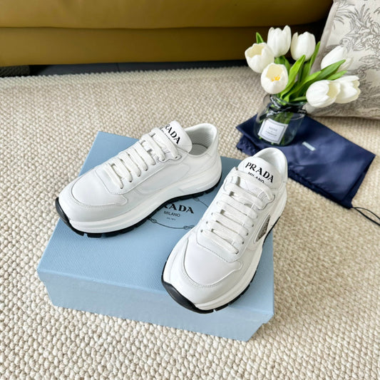 PRA THICK SOLE SNEAKER WHITE AND BLACK LOGO CALFSKIN - 35
