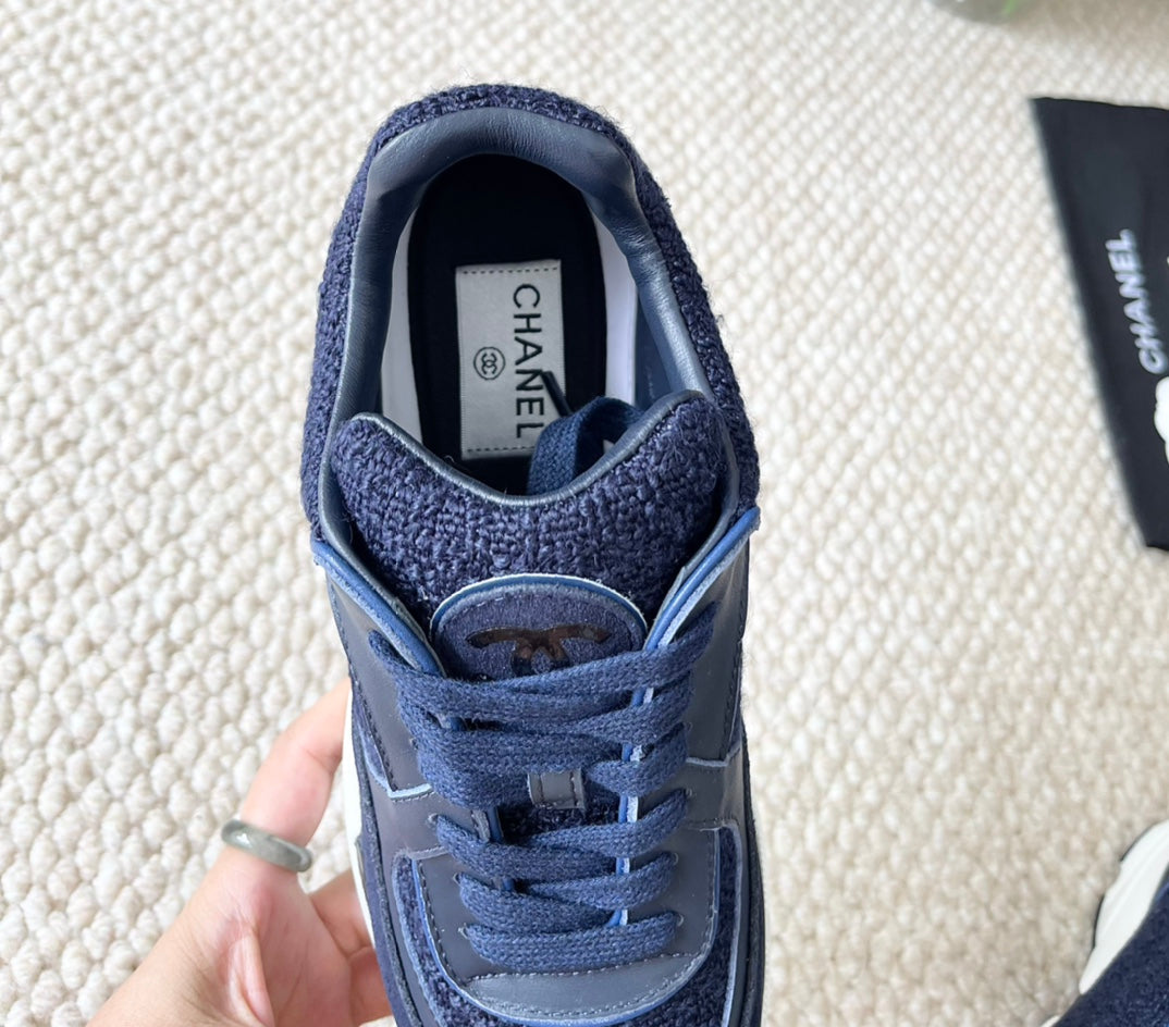 CC SNEAKER IN NAVY BLUE WOOL TWEED AND SUEDE - 35