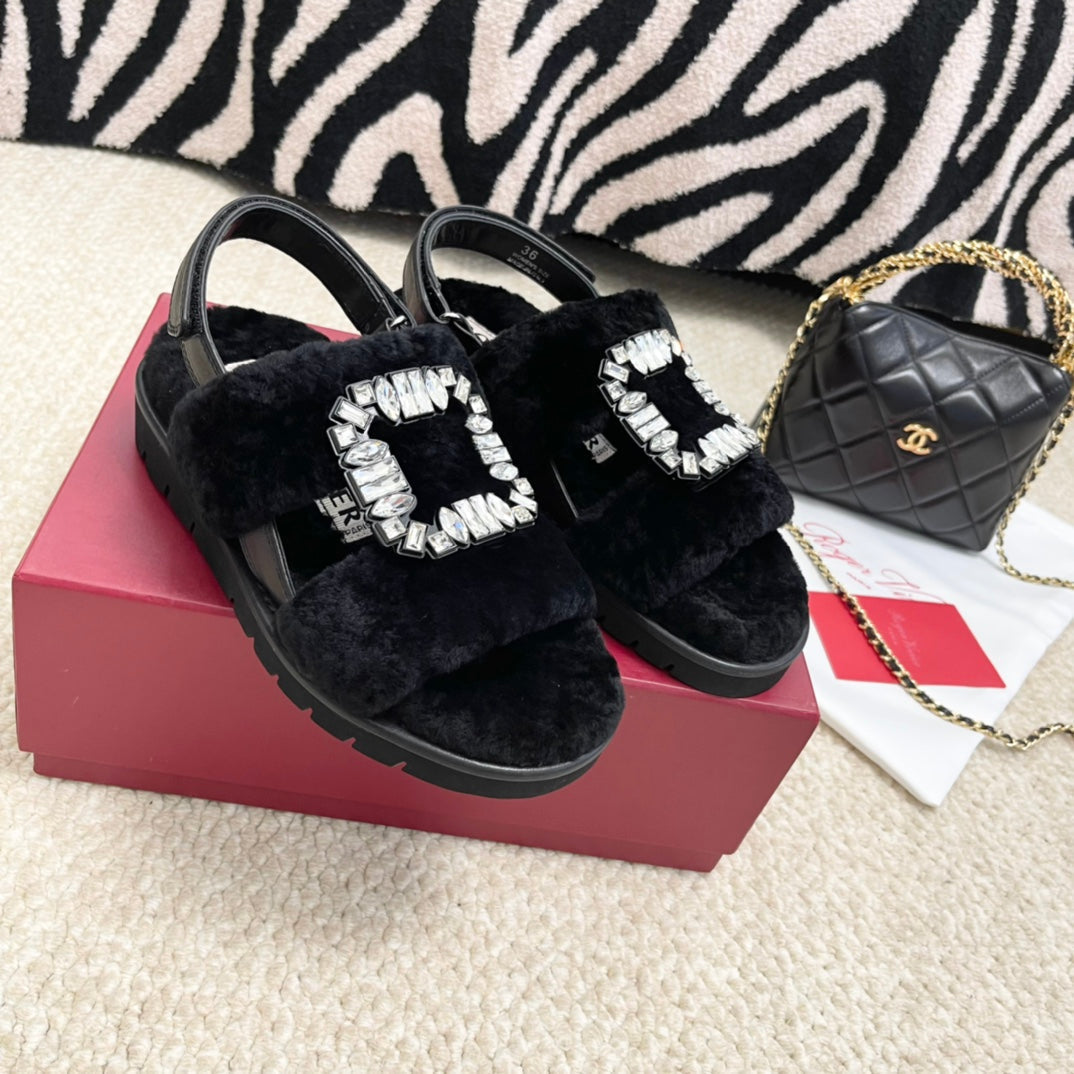 VIV' WINTER FUR STRASS BUCKLE SANDALS IN BLACK SHEEPSKIN - 35