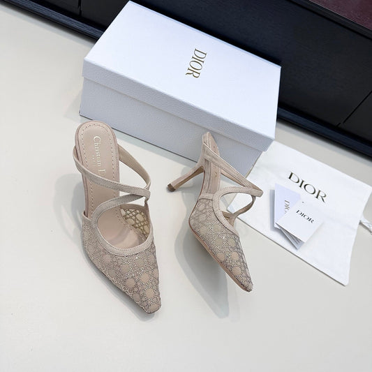 DIOR 26S МЮЛІ CAPTURE НА ПІДБОРАХ 100 ММ ІЗ БЕЖЕВОЇ ЗАМШІ ЗІ СРІБНИМ МОТИВОМ CANNAGE ЗІ СТРАЗ