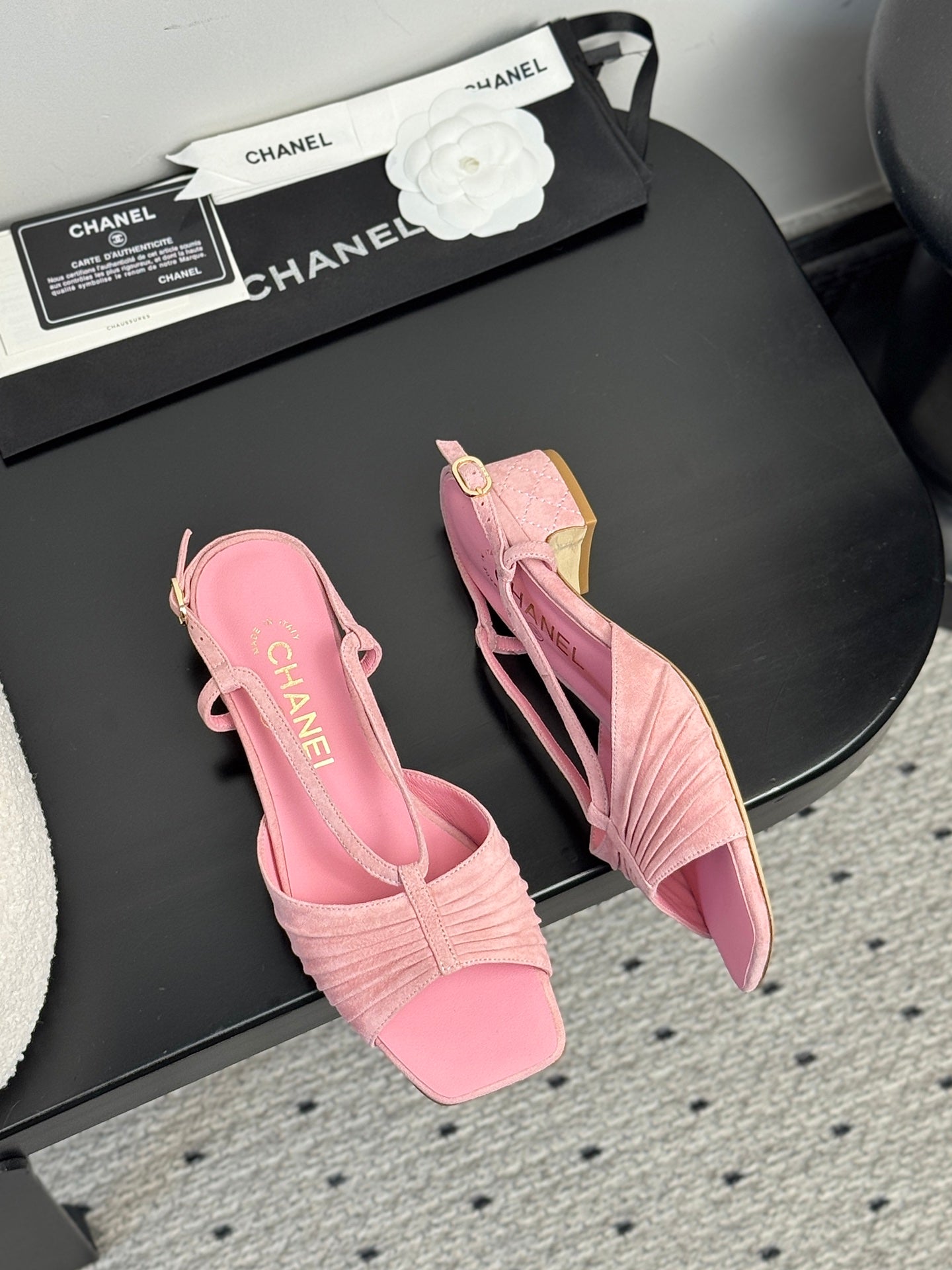 CC HIGH HEELS IN PINK QUILTED SUEDE - 35