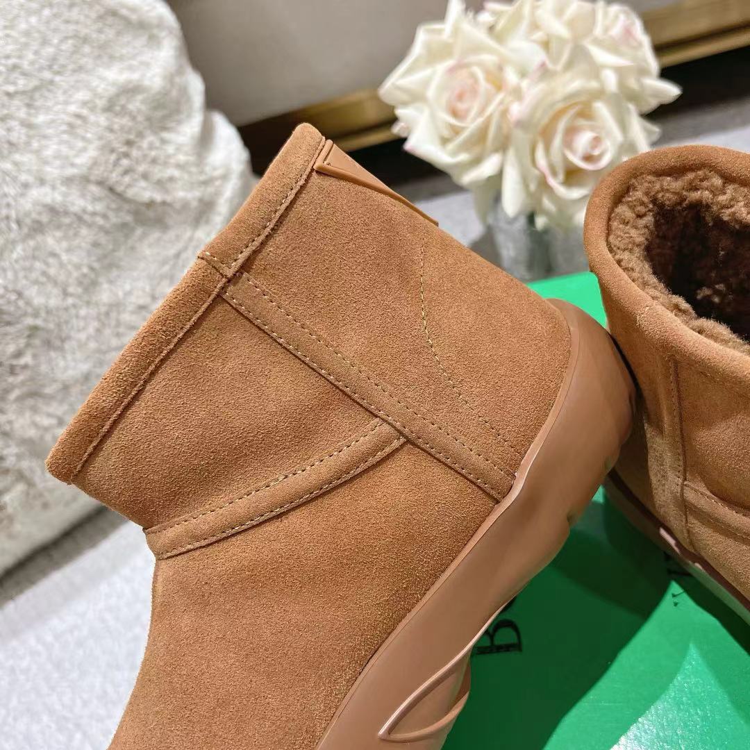SNAP MINI ANKLE BOOTS IN BRONZE BROWN SUEDE AND SHEARLING LINING - 35