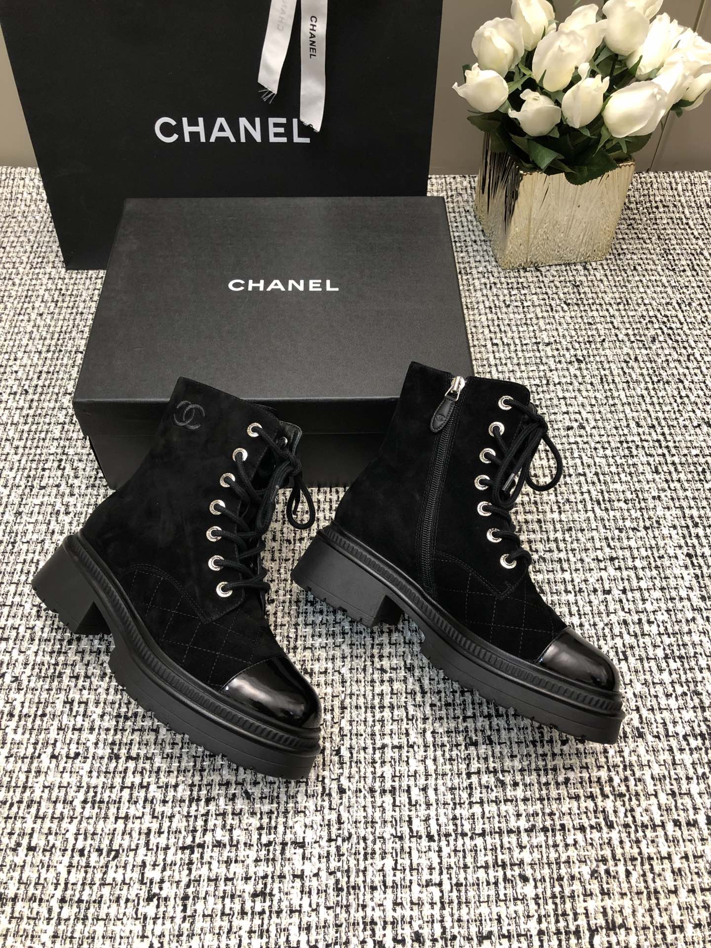 SHORT BOOTS BLACK SUEDE LAMBSKIN - 34