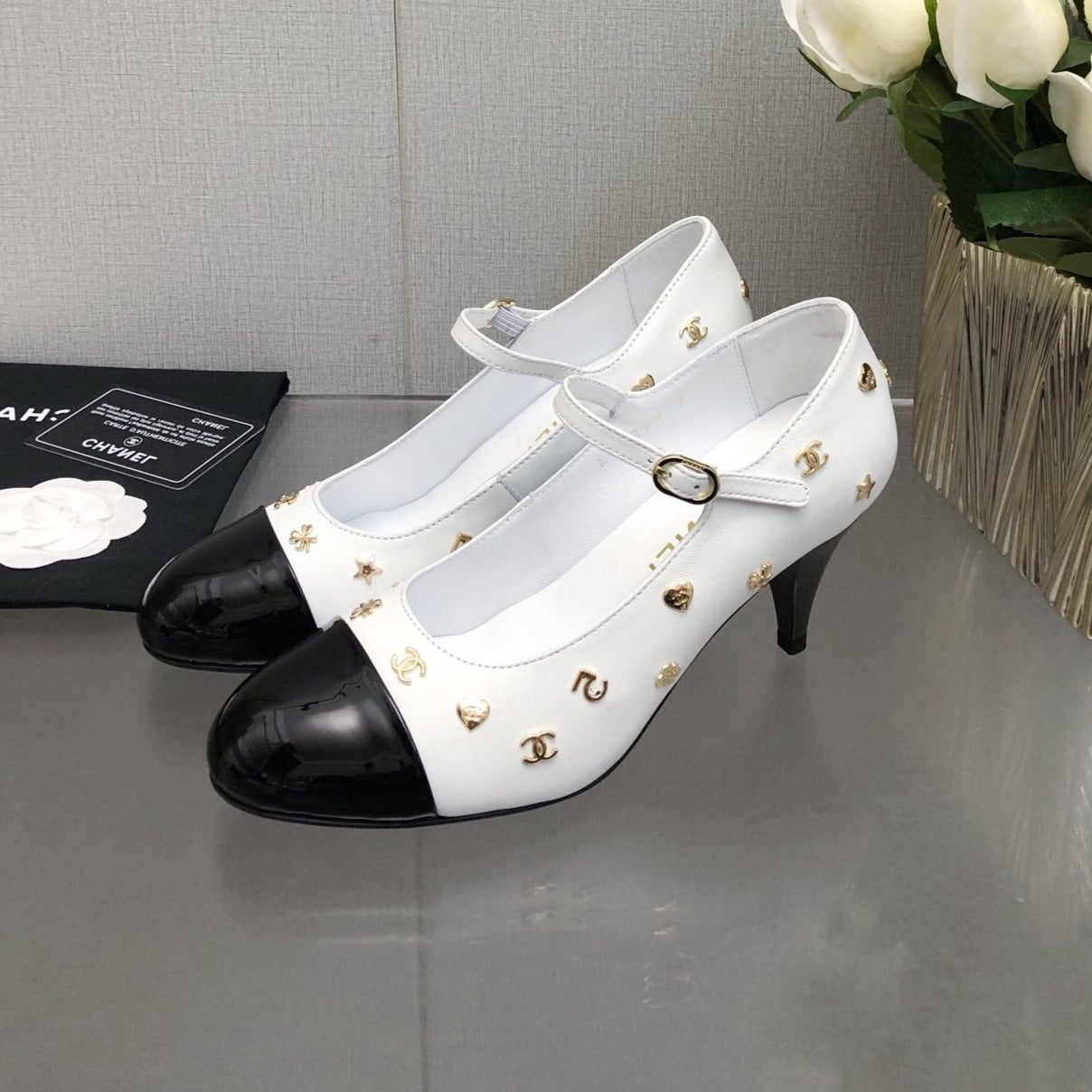 MARY JANE WHITE MIX BLACK LAMBSKIN ATTACH METAL - 34