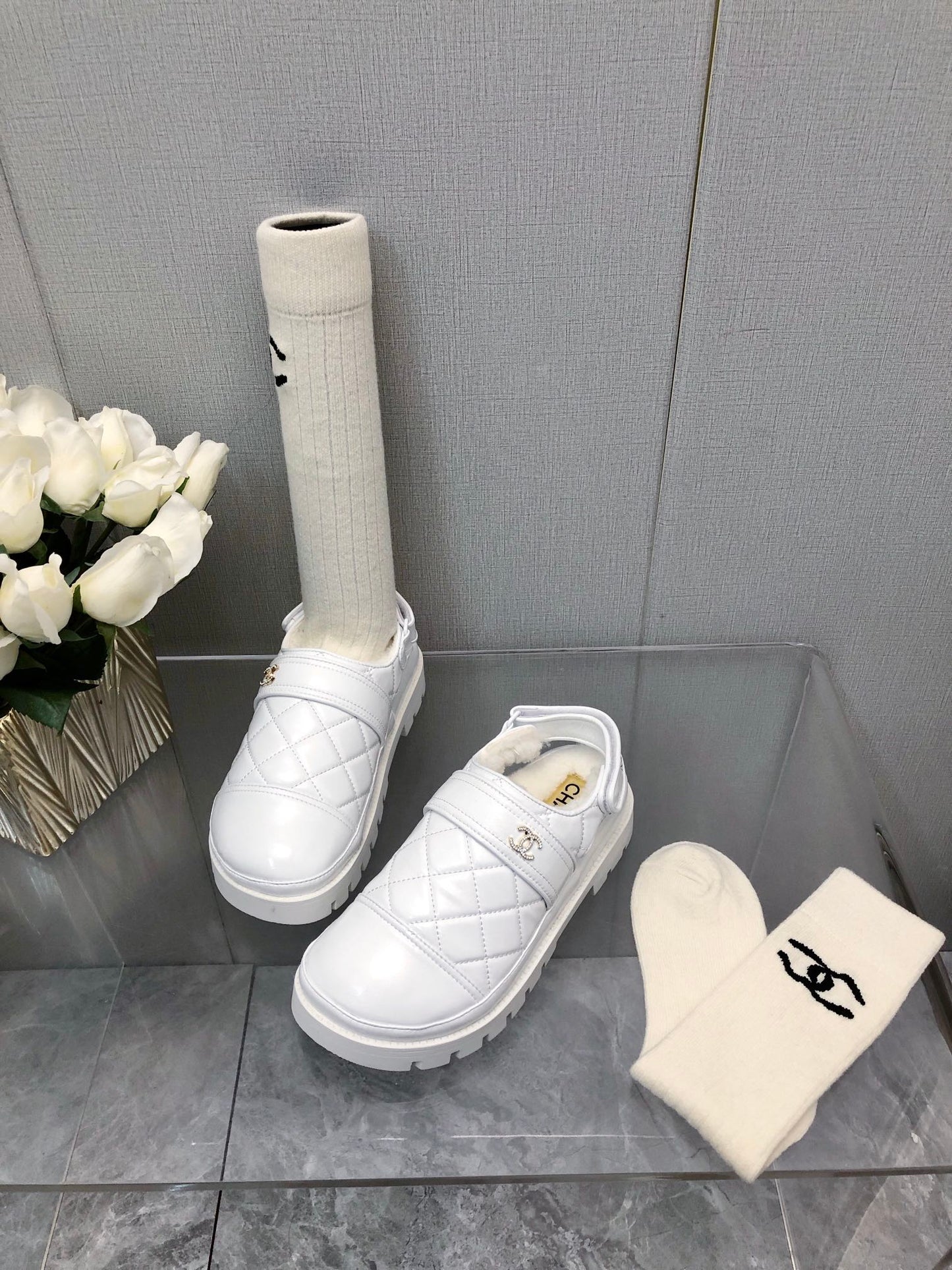 CHUNKY PLATFORM SHEARLING SLIPPER WHITE LAMBSKIN - 35