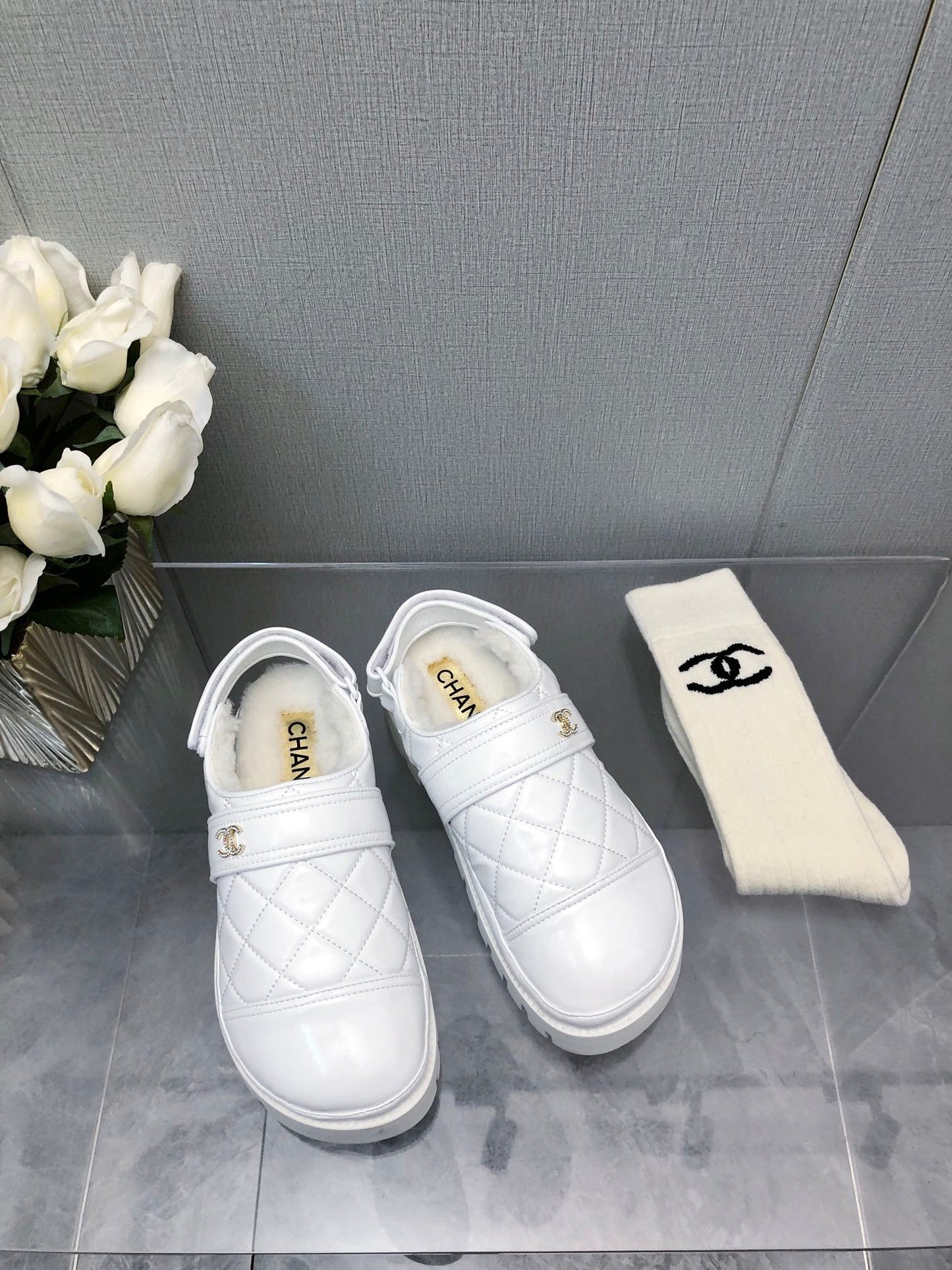 CHUNKY PLATFORM SHEARLING SLIPPER WHITE LAMBSKIN - 35