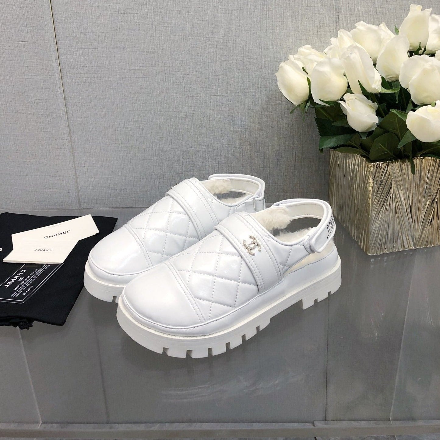 CHUNKY PLATFORM SHEARLING SLIPPER WHITE LAMBSKIN - 35