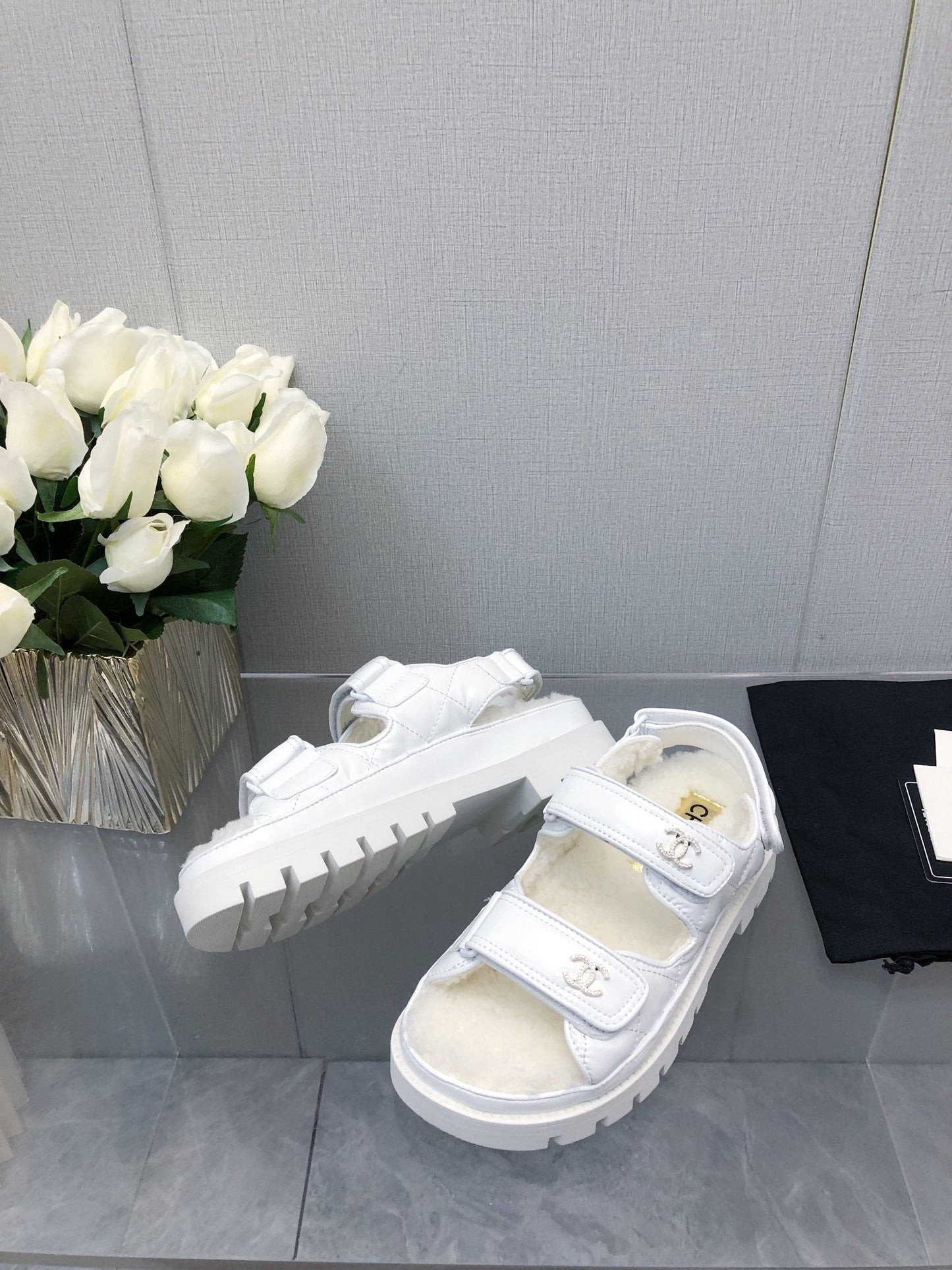 DAD SANDAL WHITE LAMBSKIN - 35