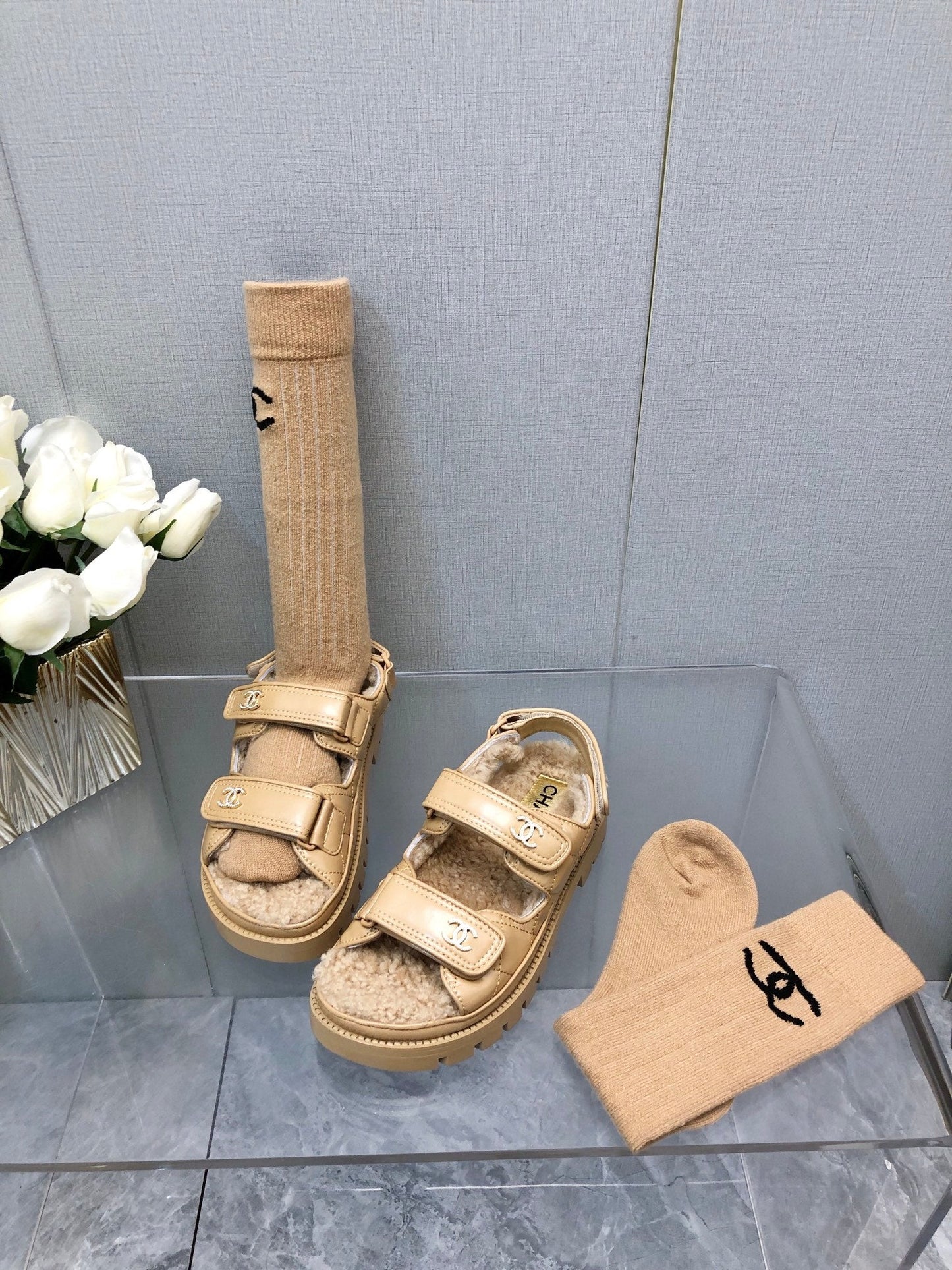 DAD SANDAL YELLOW CREAM LAMBSKIN - 35