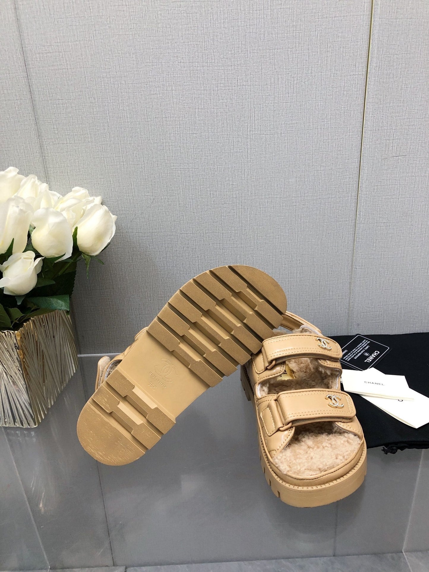 DAD SANDAL YELLOW CREAM LAMBSKIN - 35