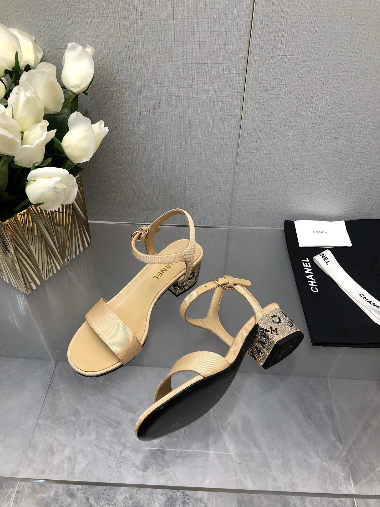 BLOCK HEEL WITH CRYSTAL 5 CM SANDAL IN SAND BROWN FABRIC - 35